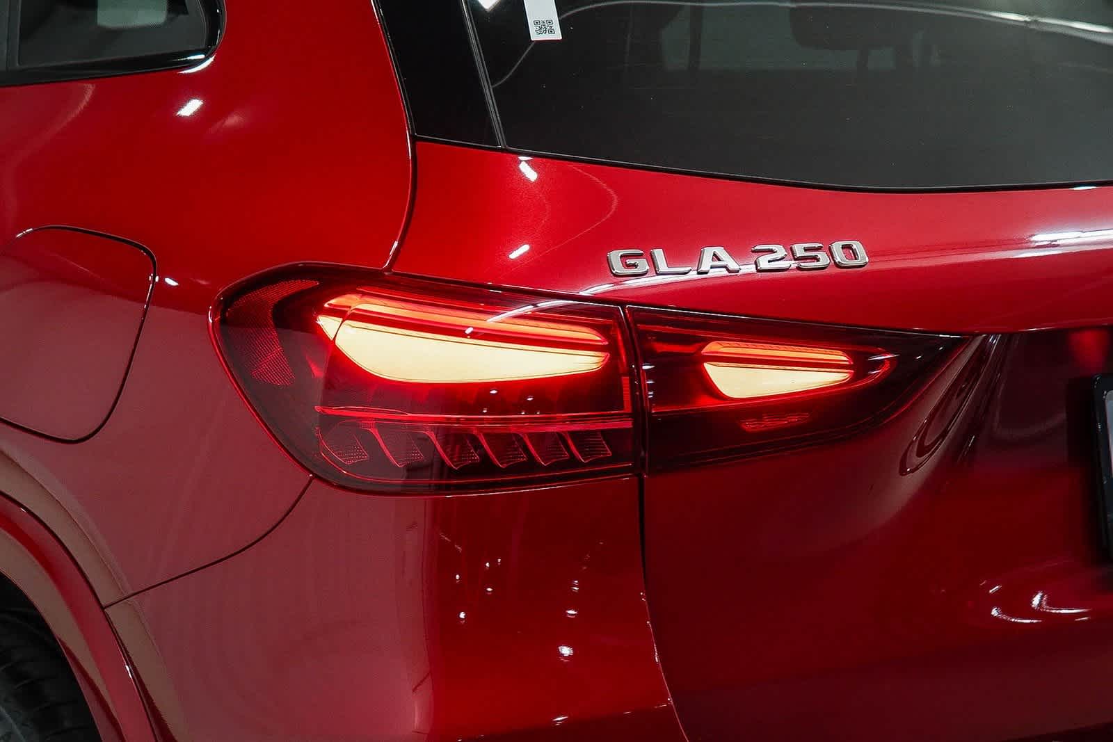 Thumbnail: 2025 Mercedes-Benz GLA - 7