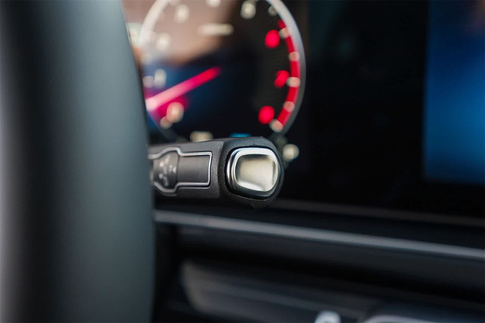 Thumbnail: 2026 Mercedes-Benz GLE - 26