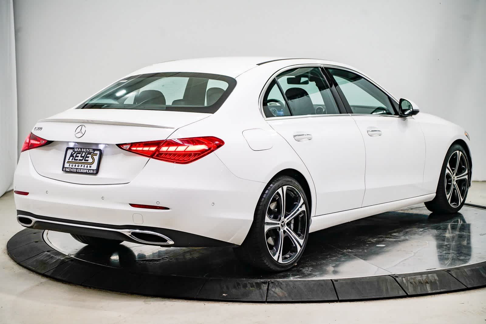 Thumbnail: 2025 Mercedes-Benz C-Class - 4