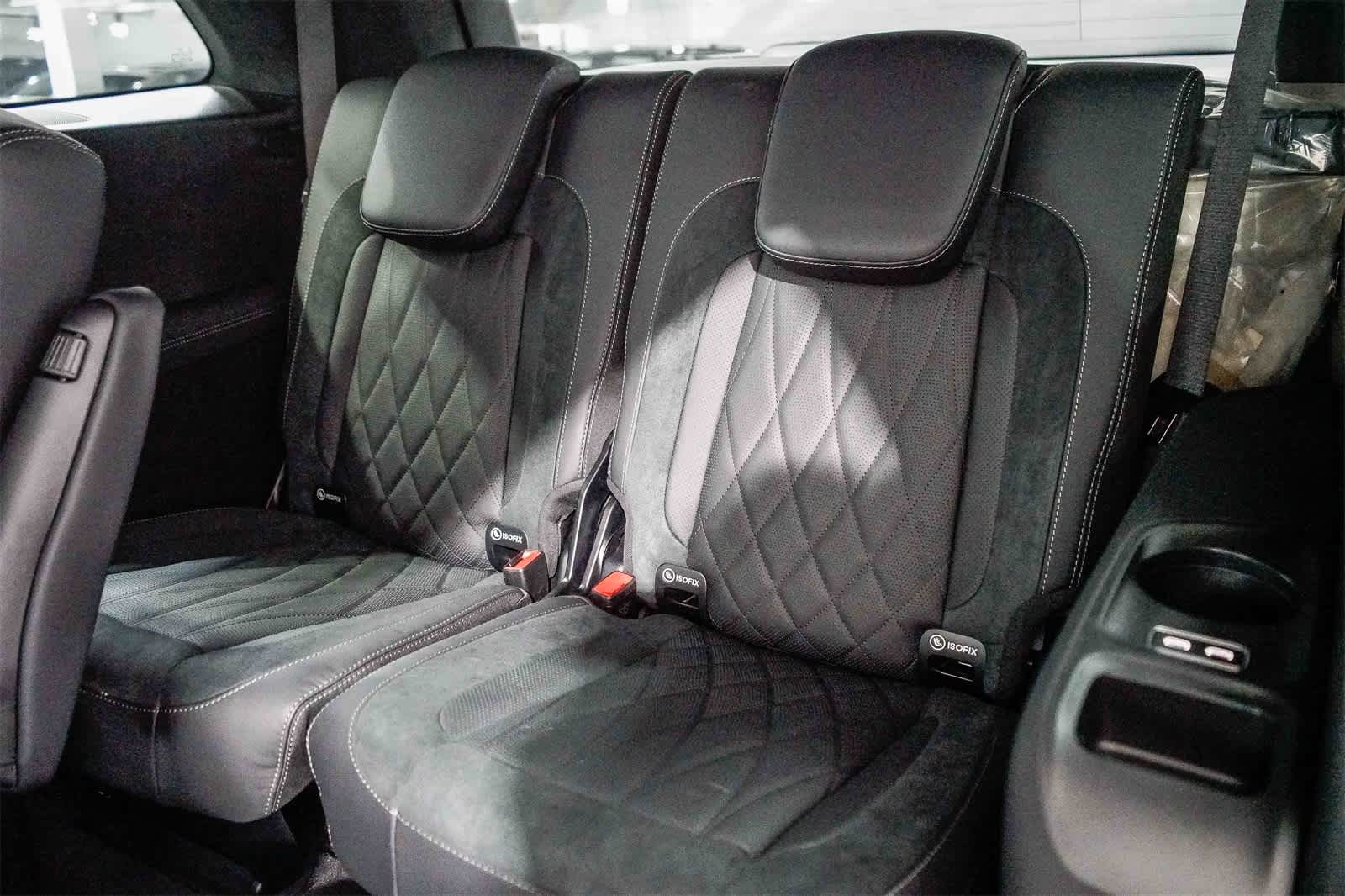 Thumbnail: 2026 Mercedes-Benz GLS - 21