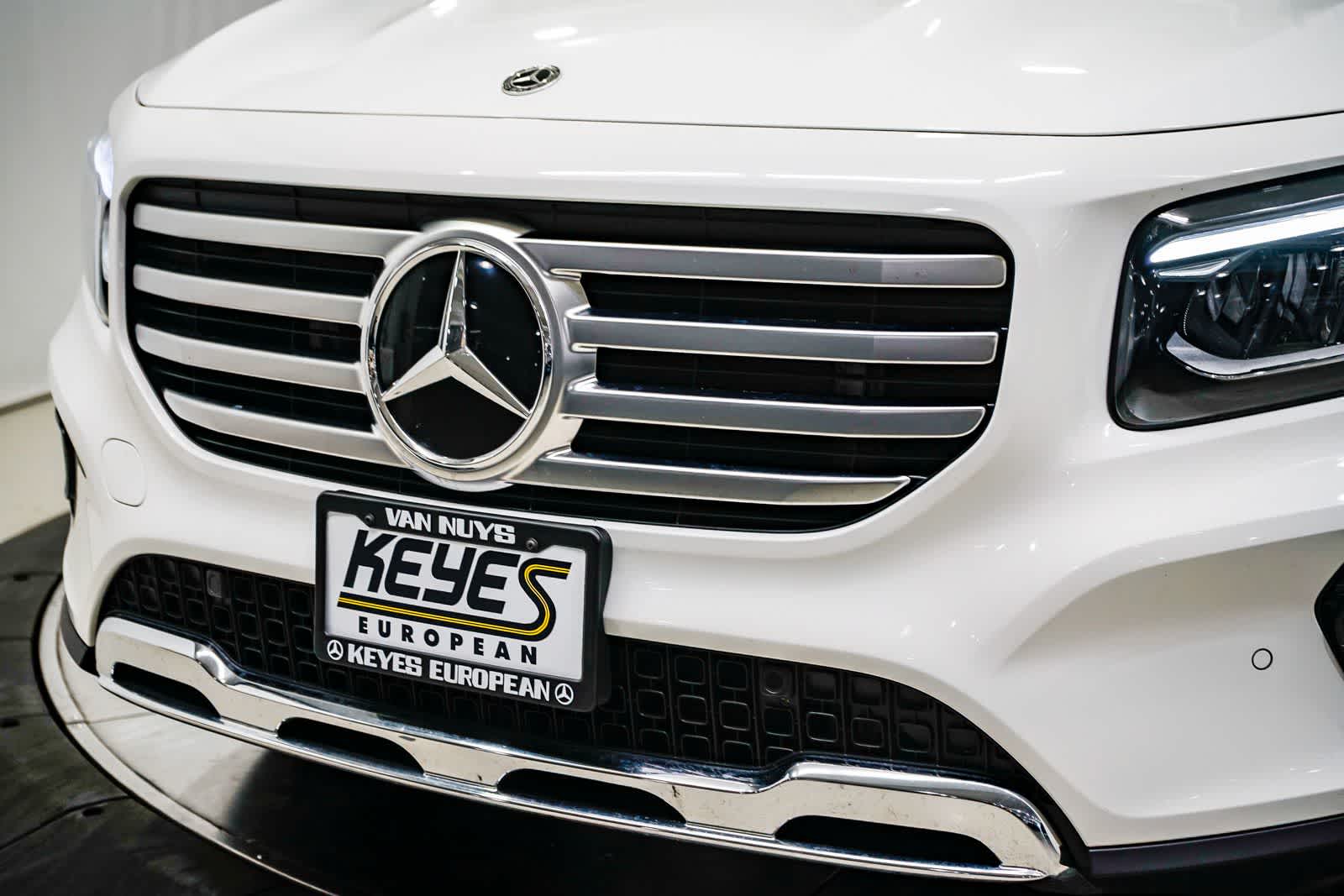 Thumbnail: 2026 Mercedes-Benz GLB - 8