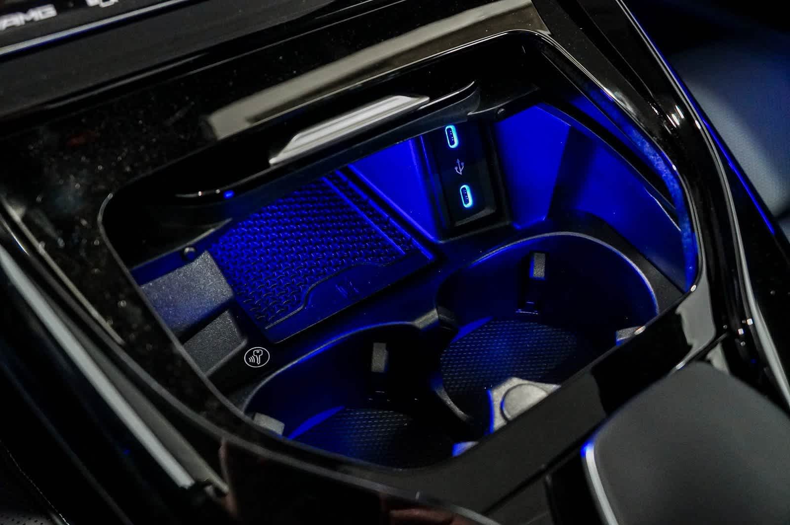 Thumbnail: 2025 Mercedes-Benz AMG GT - 23