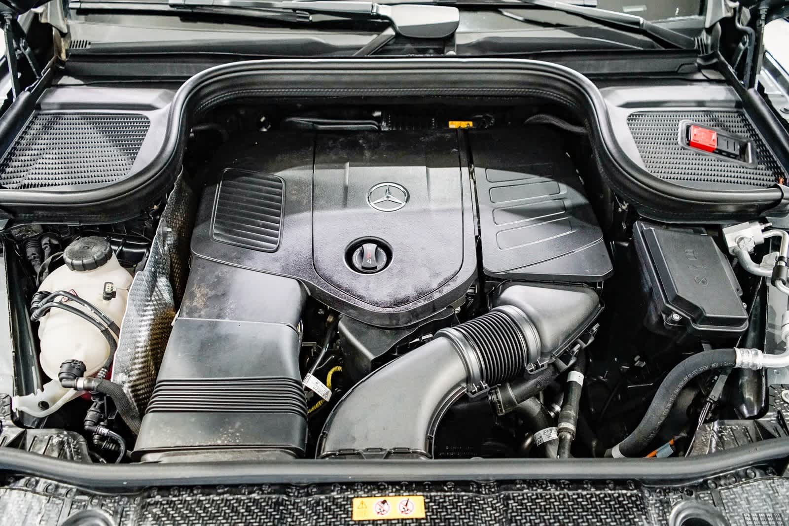 Thumbnail: 2025 Mercedes-Benz GLE - 28