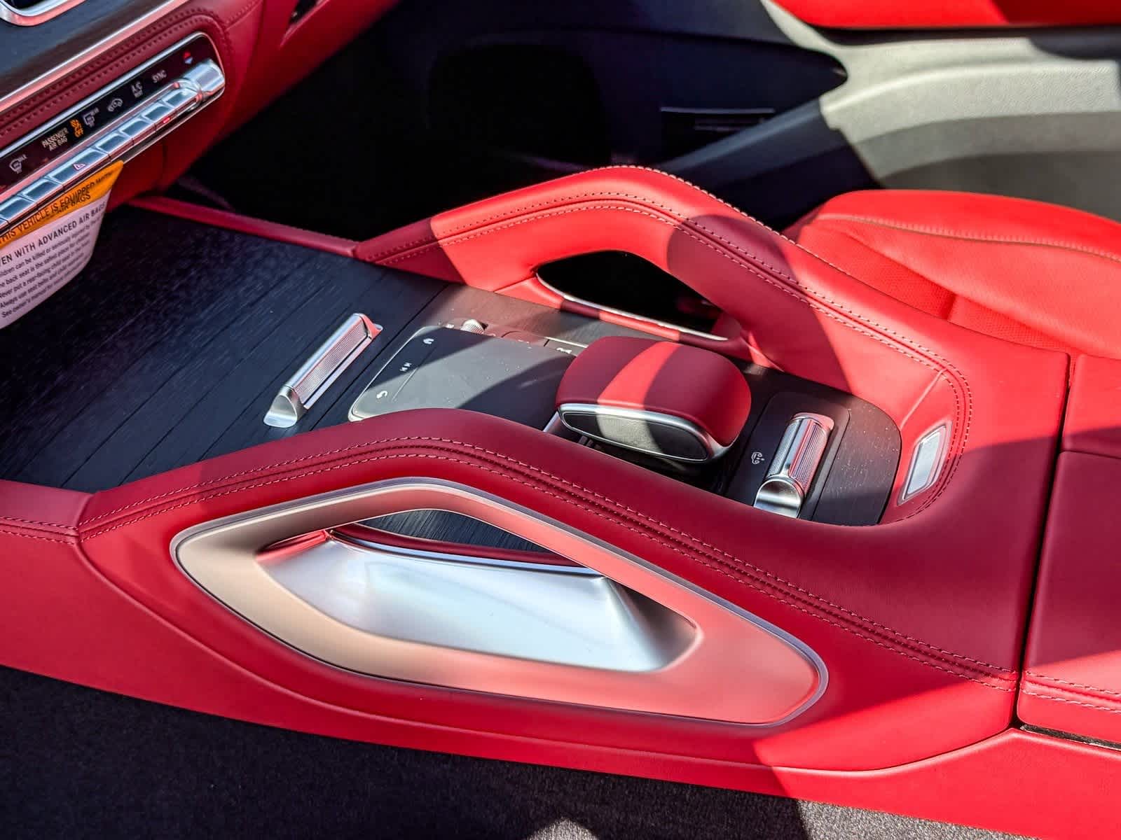 Thumbnail: 2026 Mercedes-Benz GLS - 21