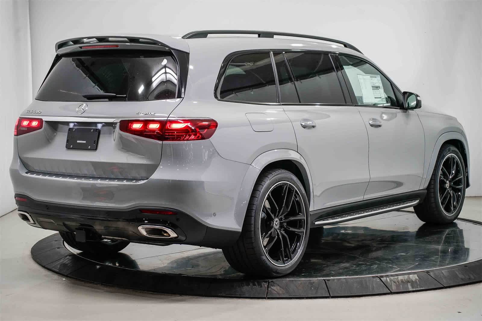 Thumbnail: 2026 Mercedes-Benz GLS - 4