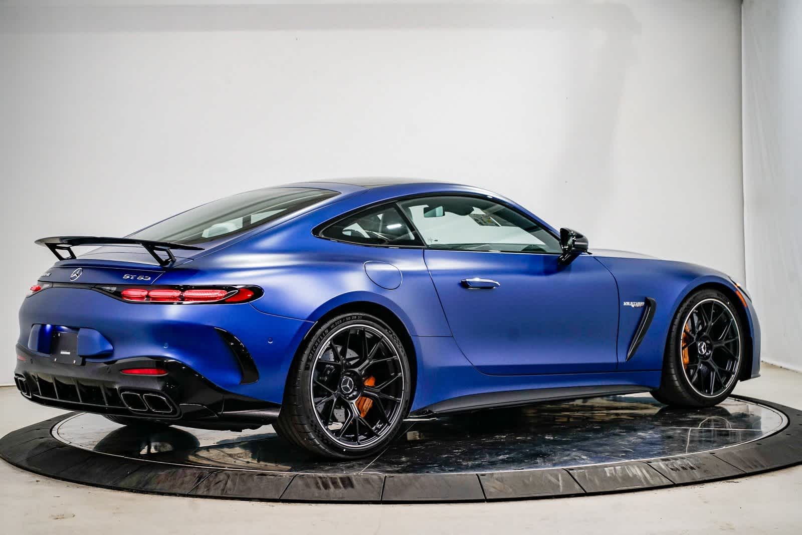 Thumbnail: 2025 Mercedes-Benz AMG GT - 4