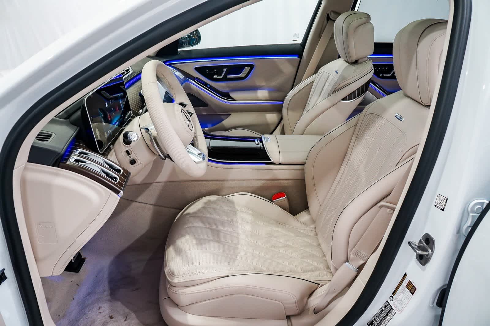 Thumbnail: 2025 Mercedes-Benz S-Class - 18