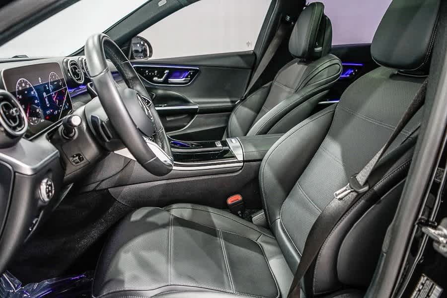 Thumbnail: 2025 Mercedes-Benz C-Class - 17