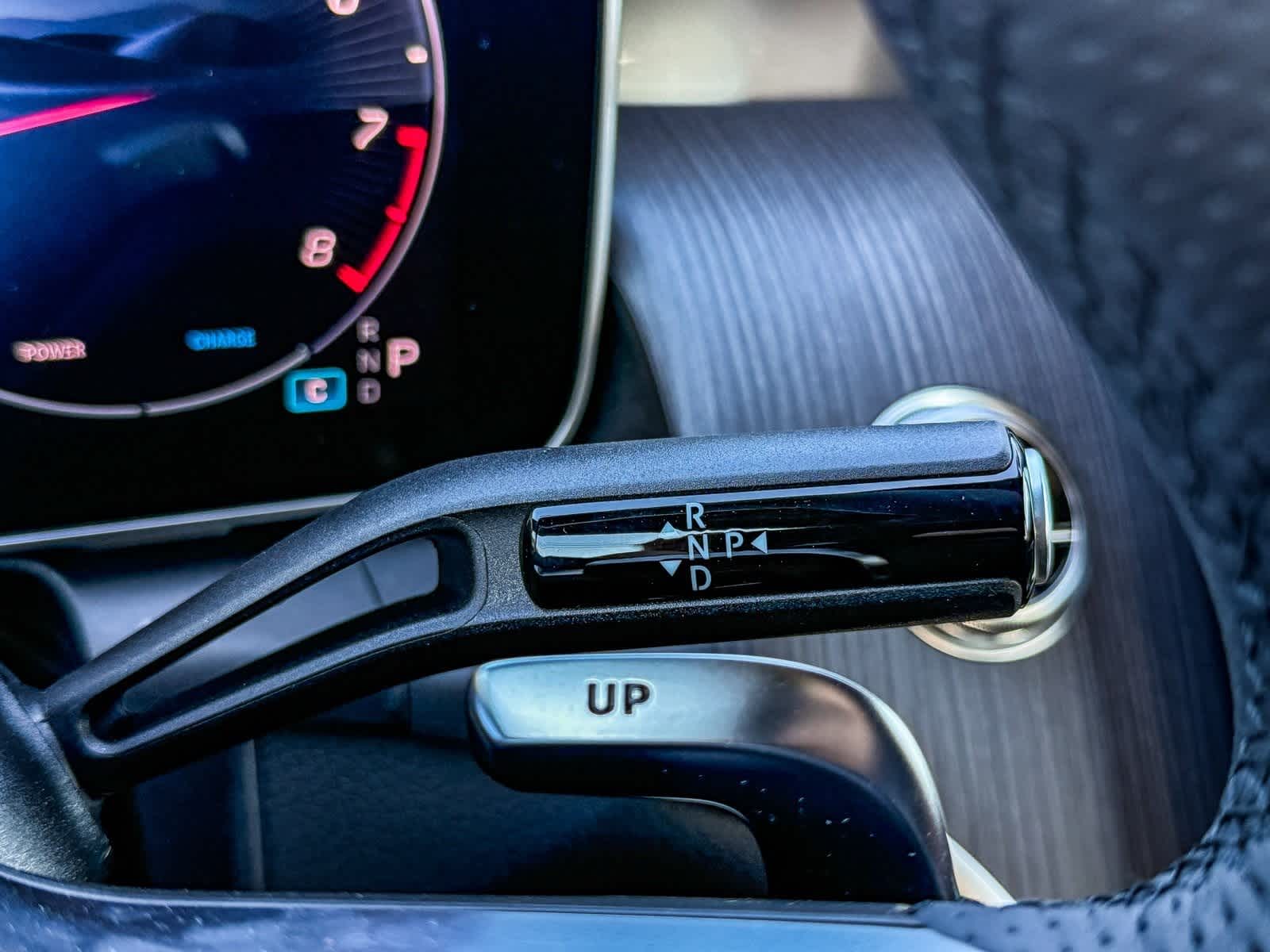 Thumbnail: 2025 Mercedes-Benz GLC - 25