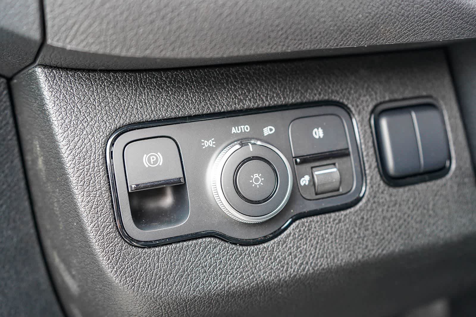 Thumbnail: 2026 Mercedes-Benz Sprinter - 22