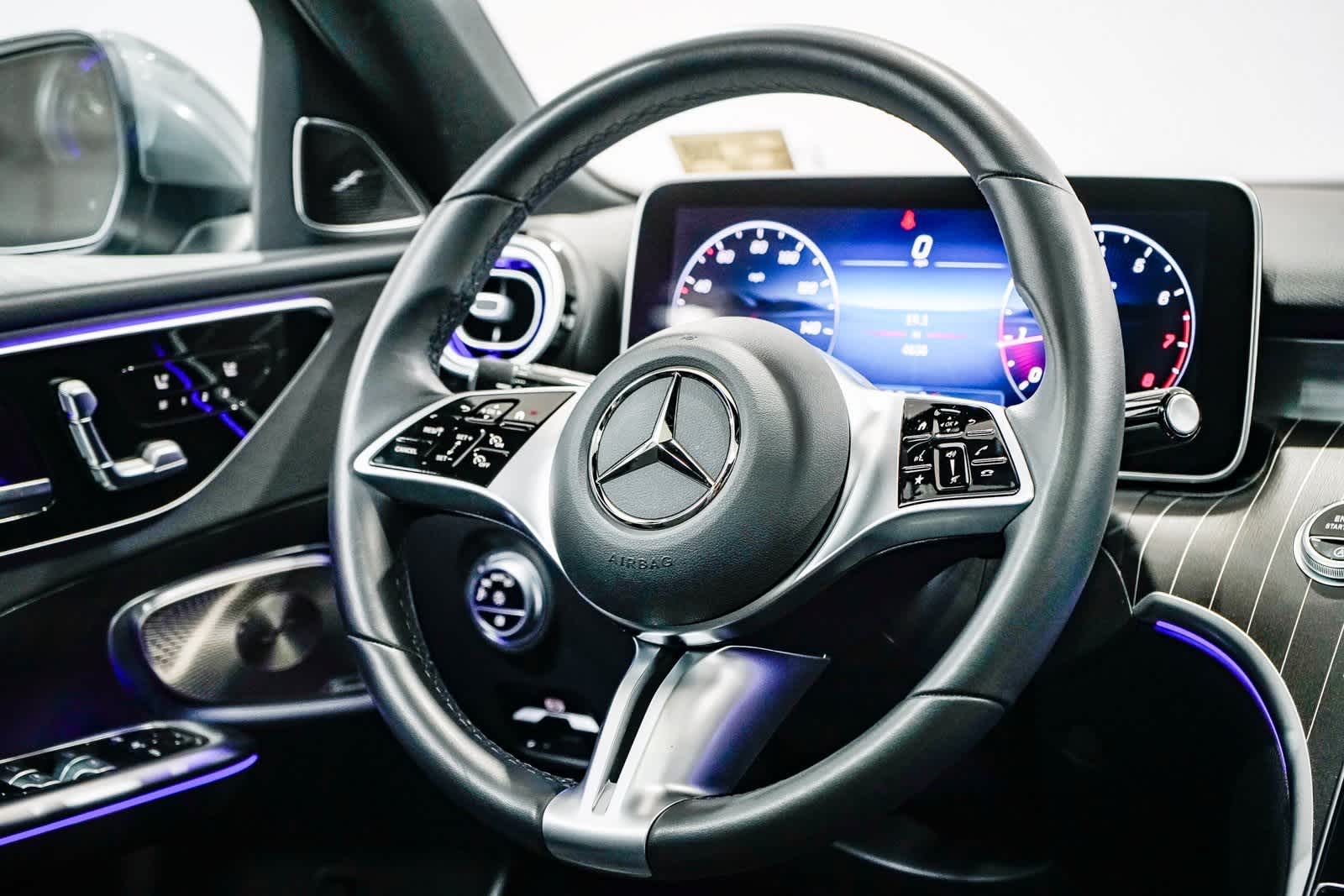 Thumbnail: 2025 Mercedes-Benz C-Class - 15