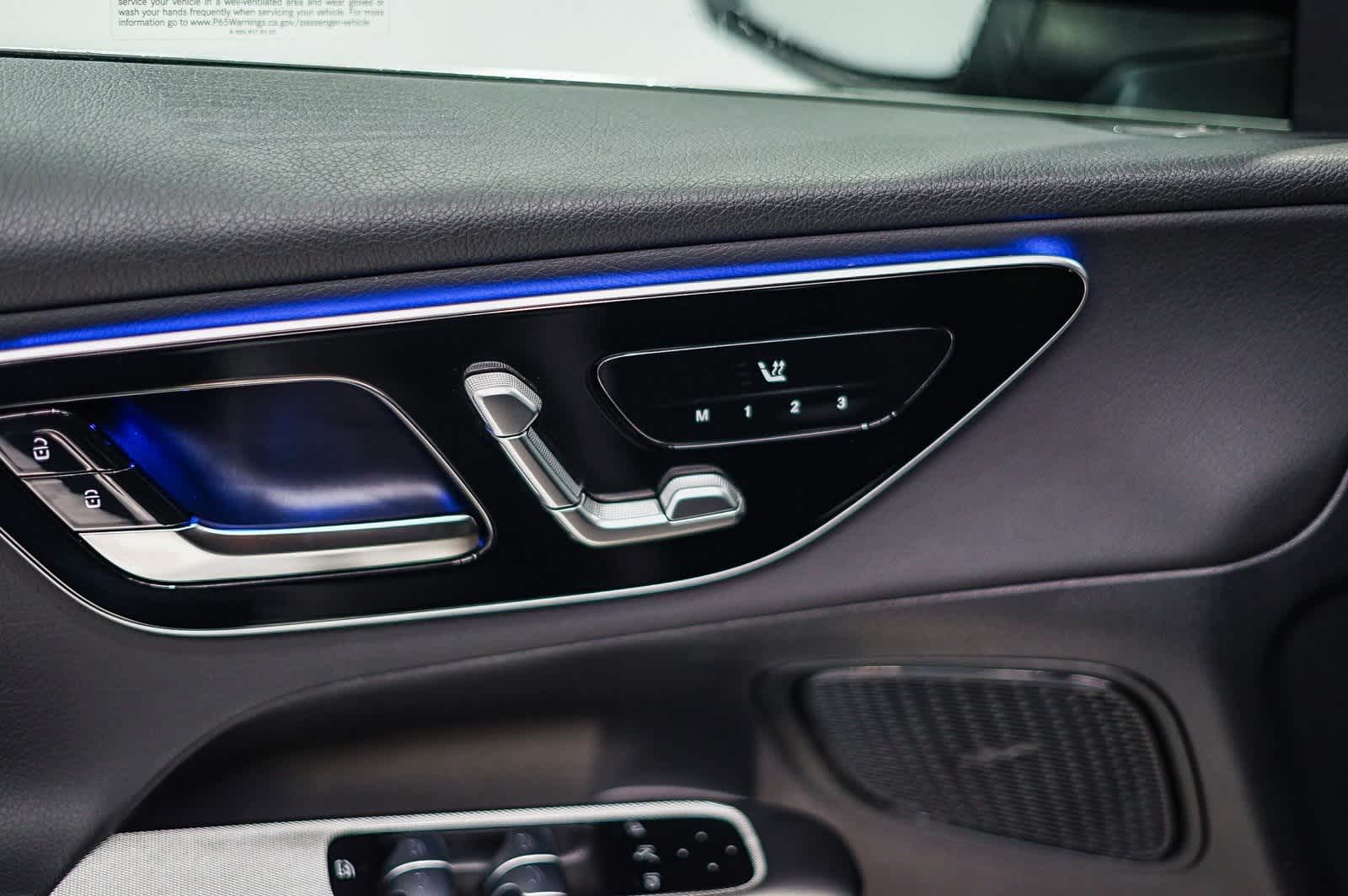 Thumbnail: 2025 Mercedes-Benz GLC - 21