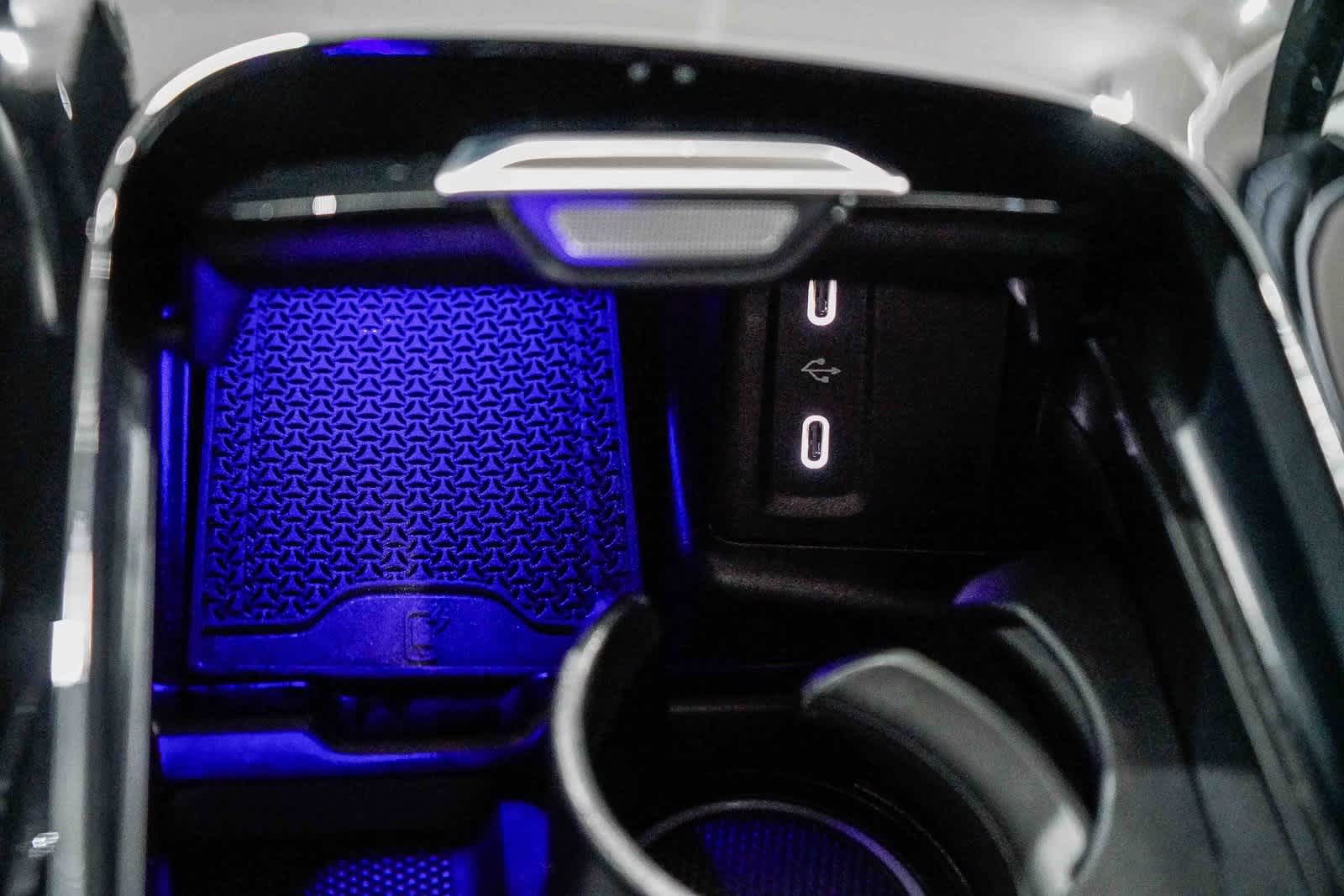 Thumbnail: 2025 Mercedes-Benz GLC - 23