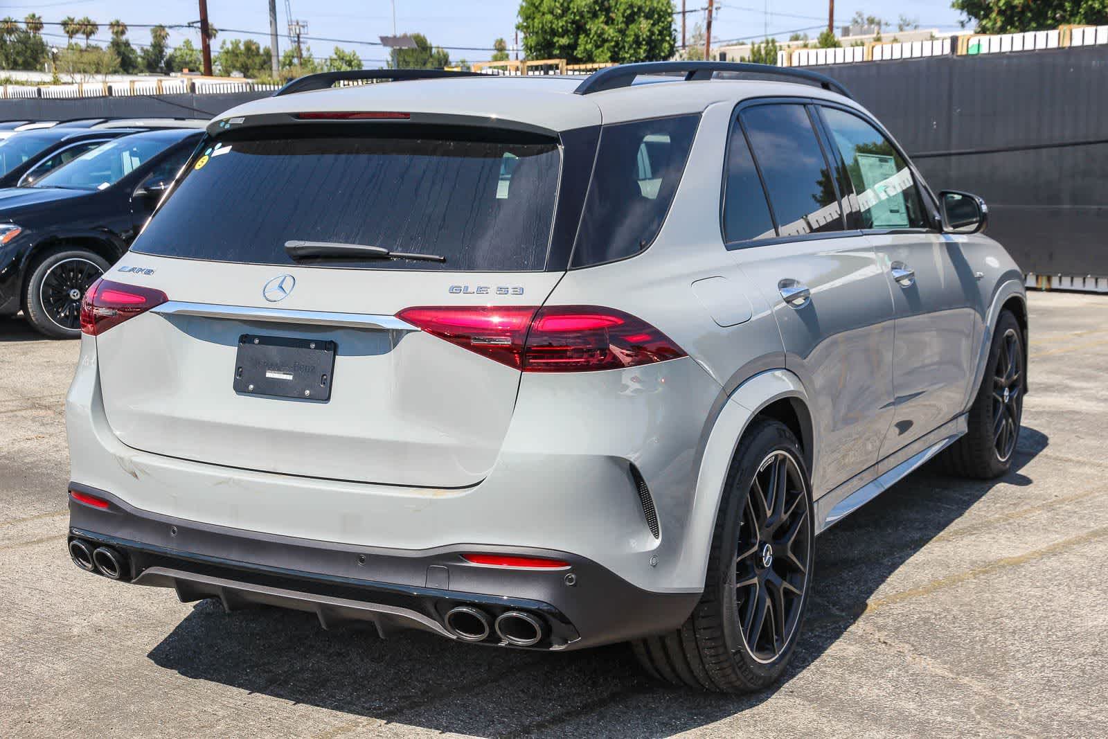 Thumbnail: 2026 Mercedes-Benz GLE - 4