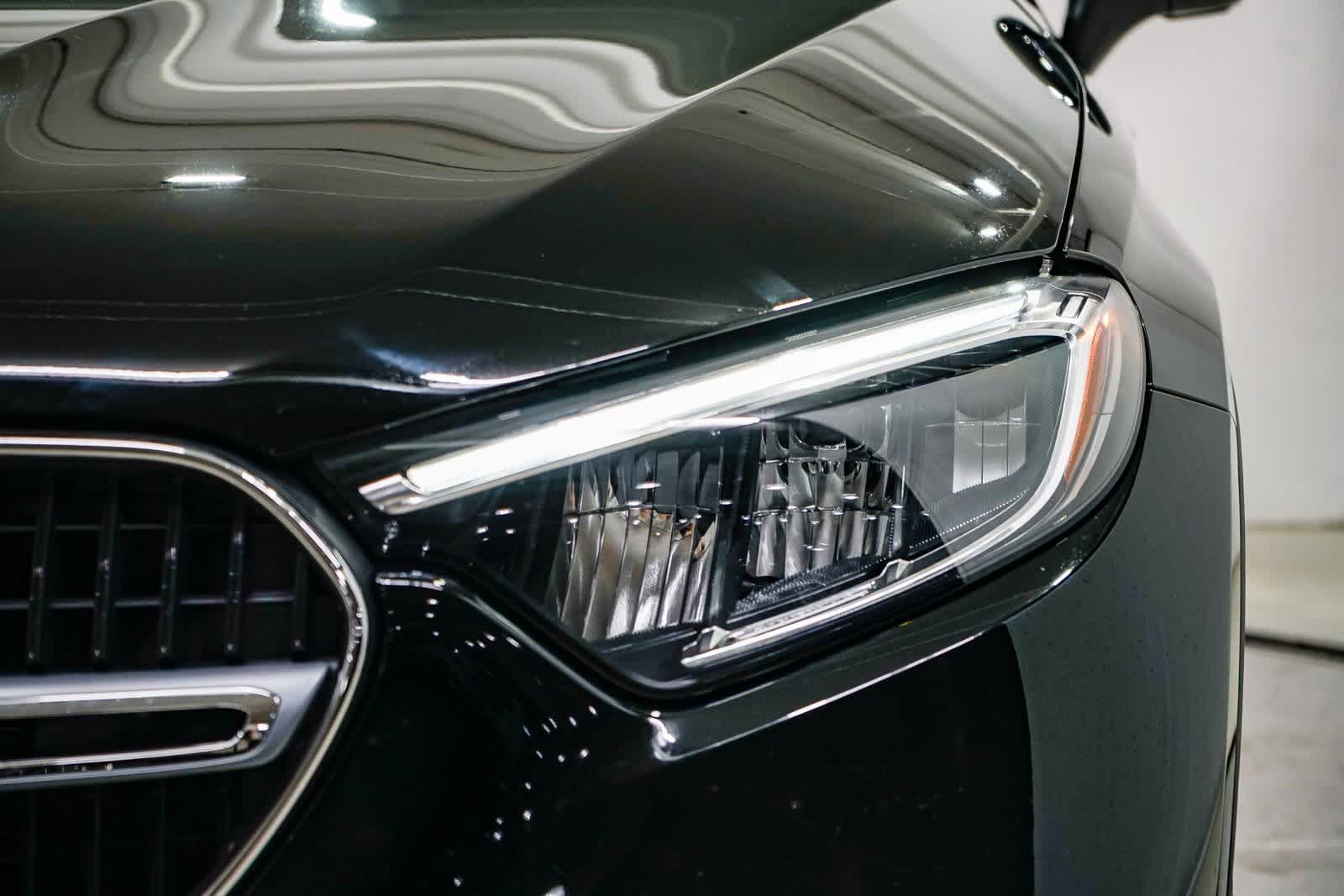 Thumbnail: 2025 Mercedes-Benz GLC - 7