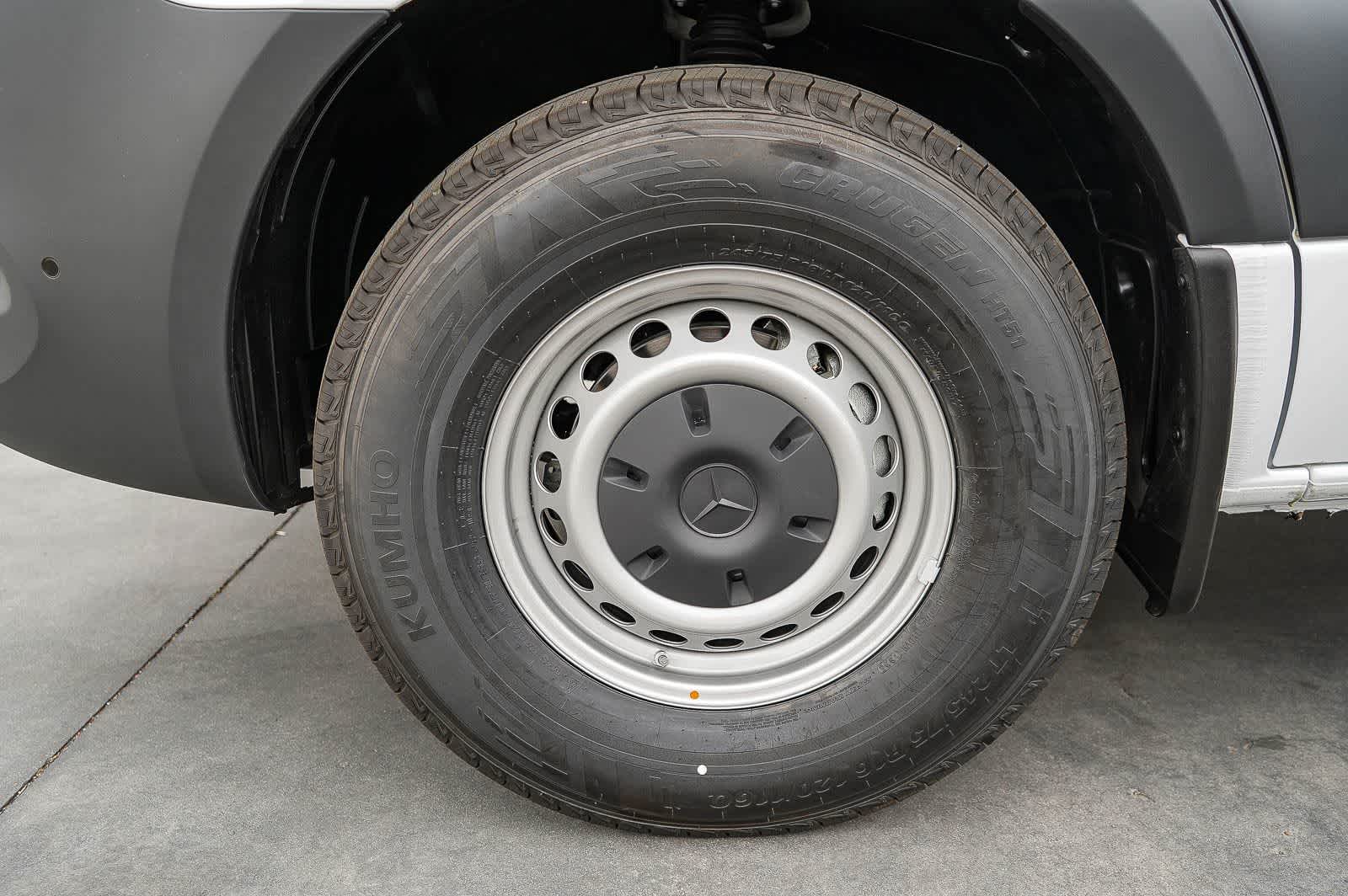 Thumbnail: 2026 Mercedes-Benz Sprinter - 9