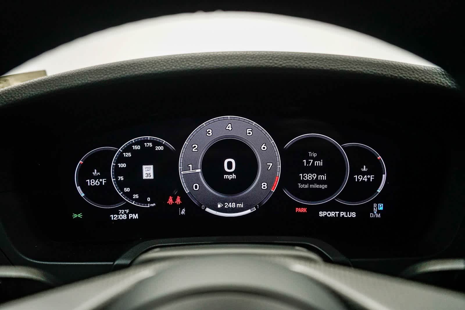 Thumbnail: 2025 Porsche 911 - 29