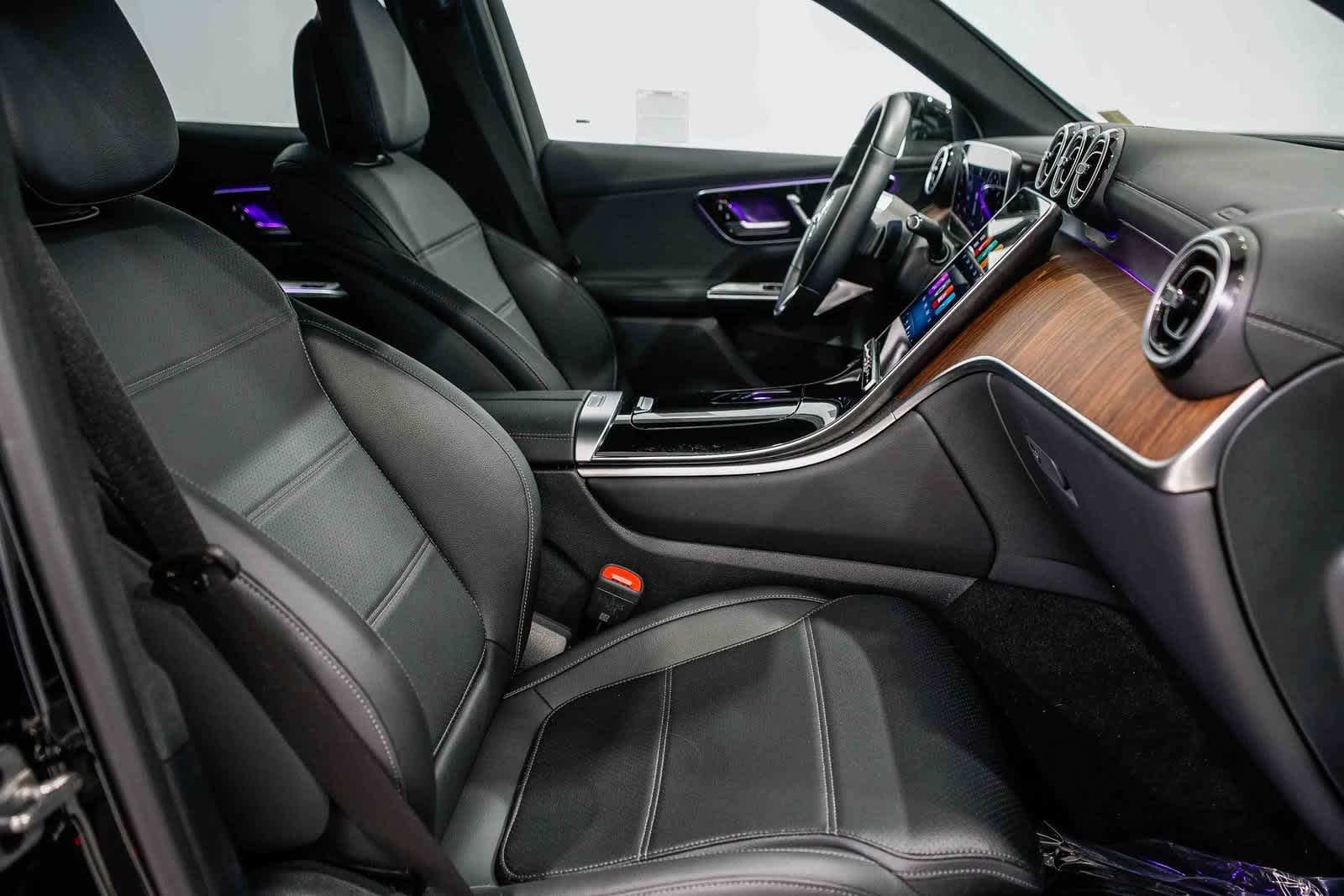 Thumbnail: 2025 Mercedes-Benz GLC - 15