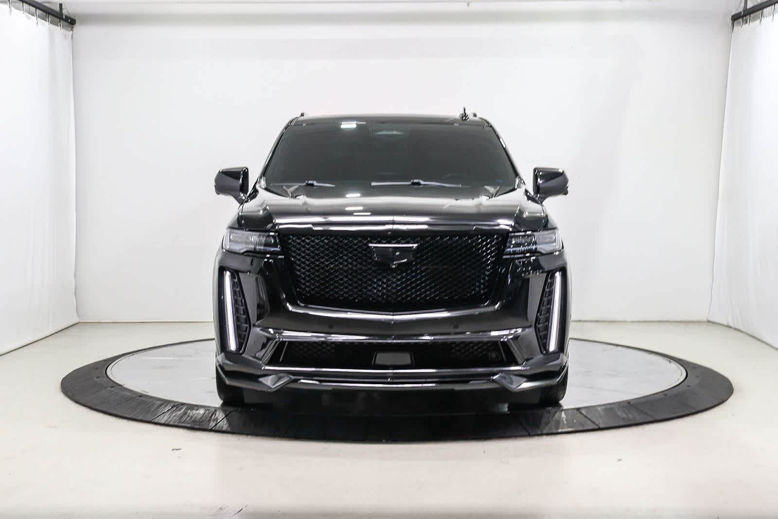 Thumbnail: 2023 Cadillac Escalade - 6
