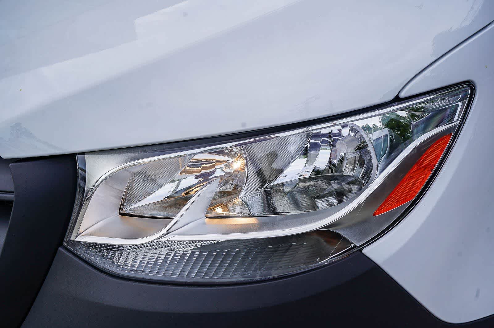 Thumbnail: 2026 Mercedes-Benz Sprinter - 10