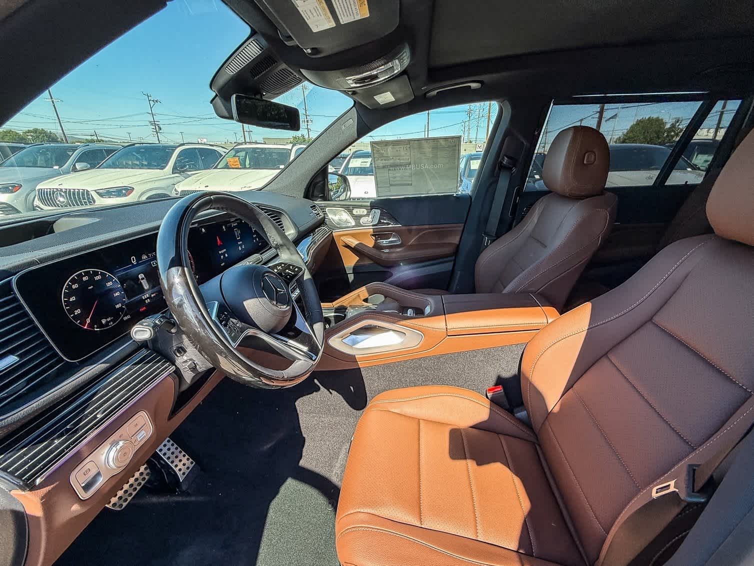 Thumbnail: 2025 Mercedes-Benz GLS - 20