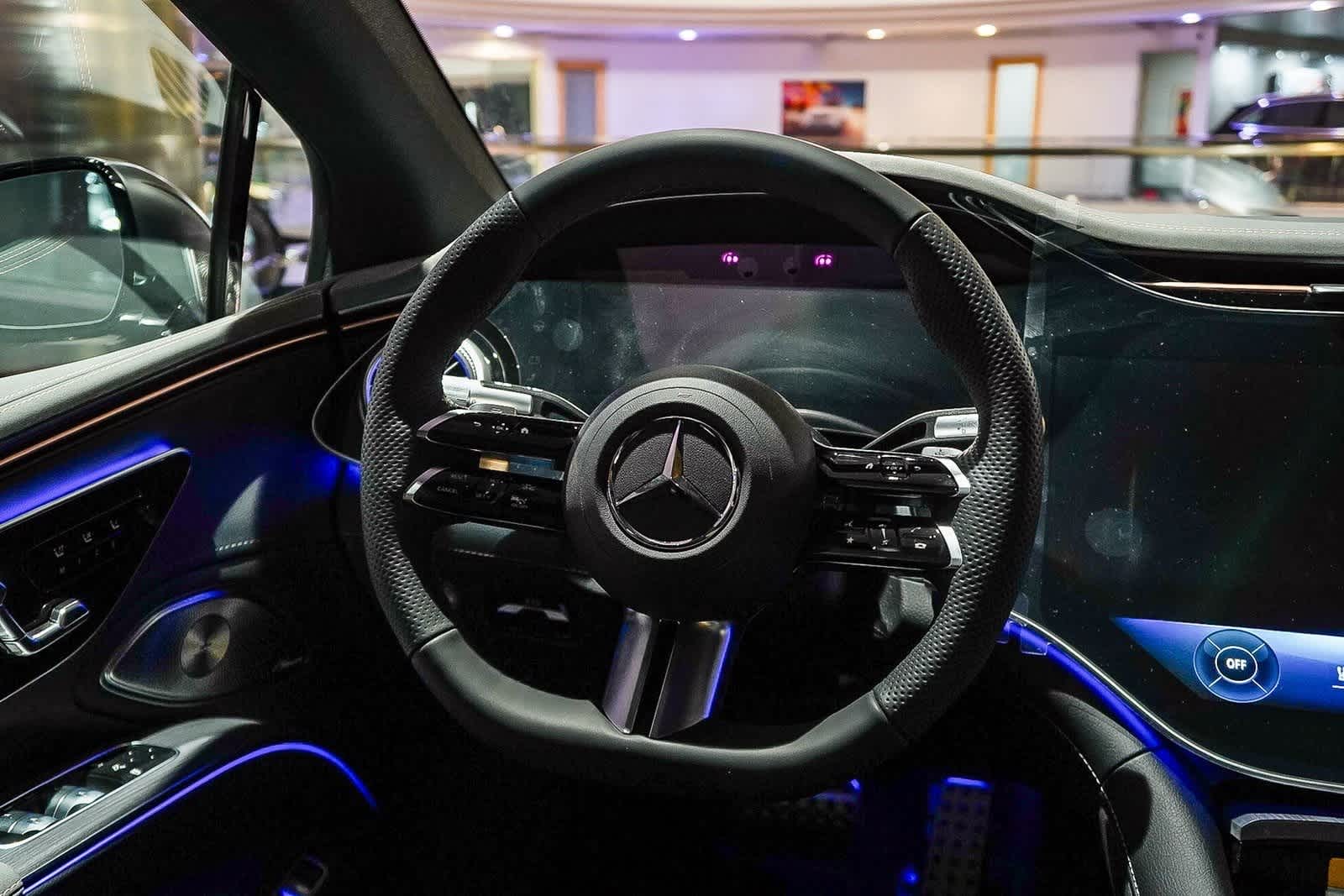 Thumbnail: 2026 Mercedes-Benz EQS - 15