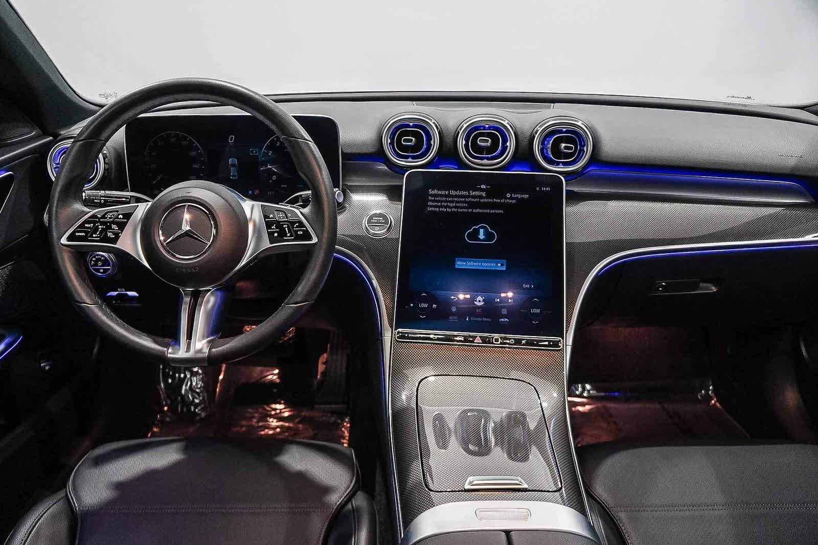 Thumbnail: 2023 Mercedes-Benz C-Class - 12