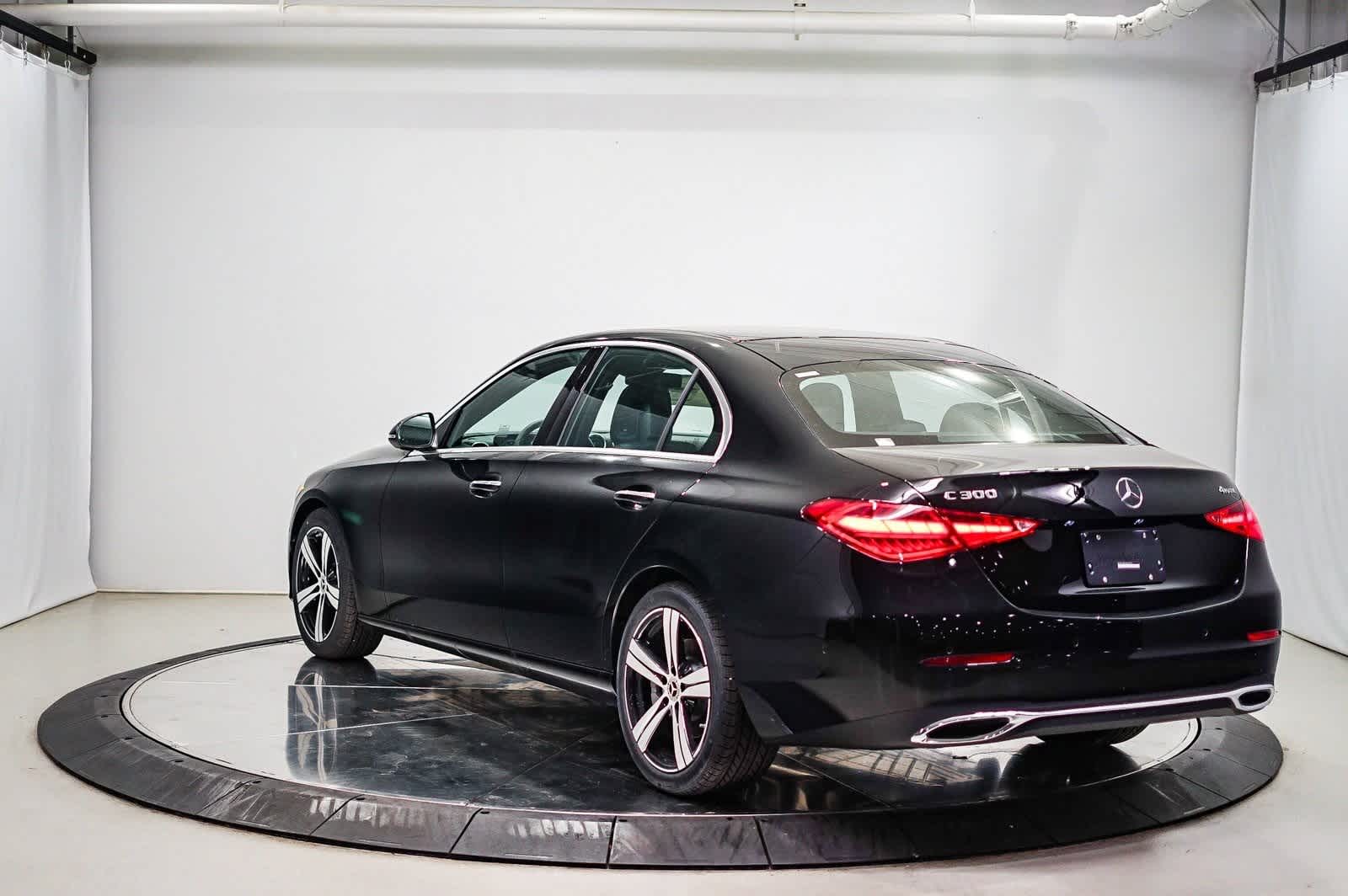 Thumbnail: 2025 Mercedes-Benz C-Class - 2