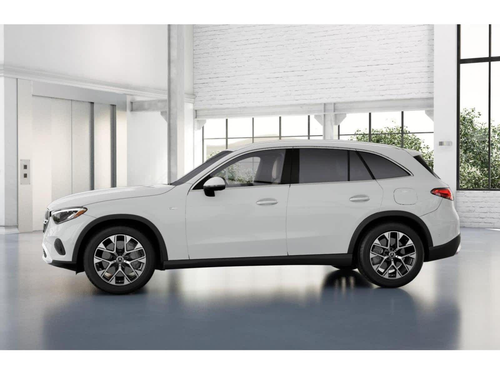 Thumbnail: 2025 Mercedes-Benz GLC - 34
