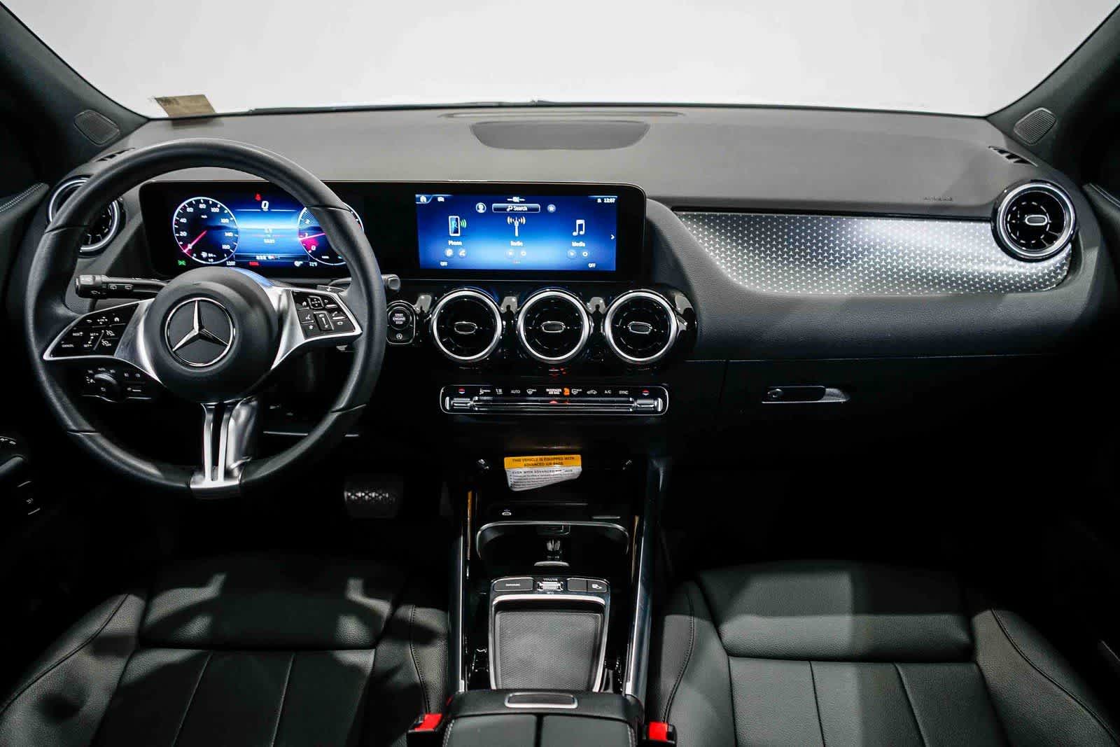 Thumbnail: 2026 Mercedes-Benz GLA - 11