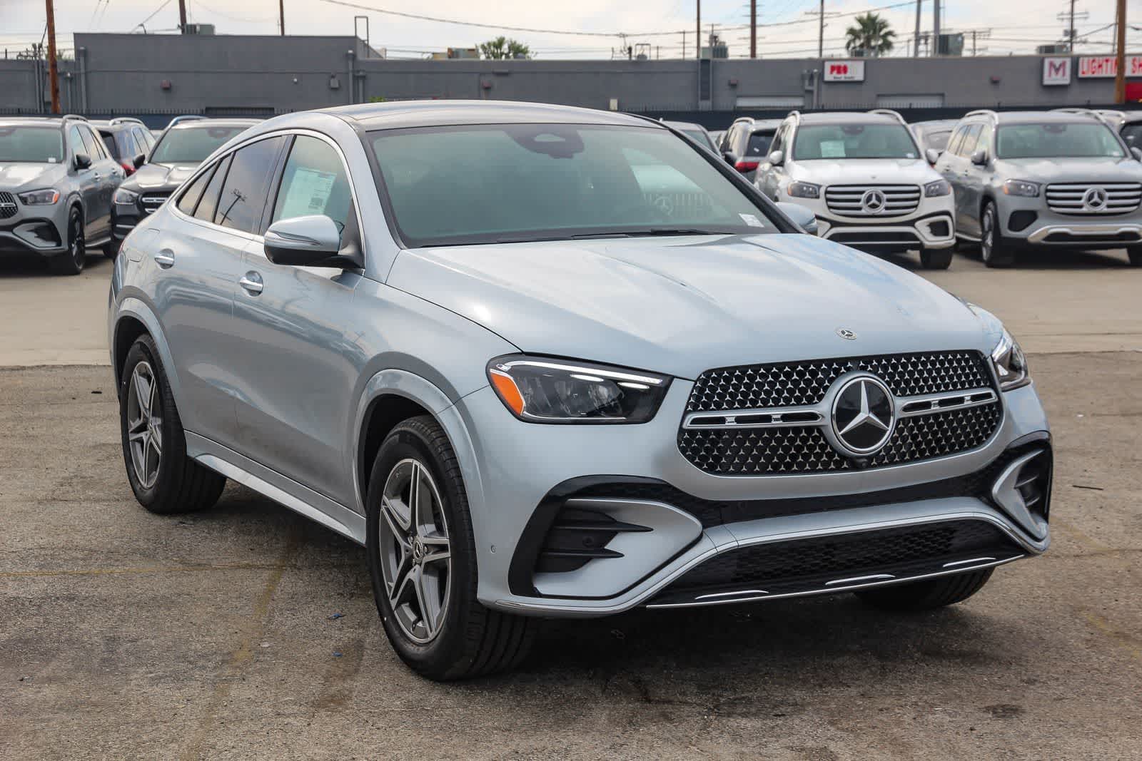 Thumbnail: 2026 Mercedes-Benz GLE - 3