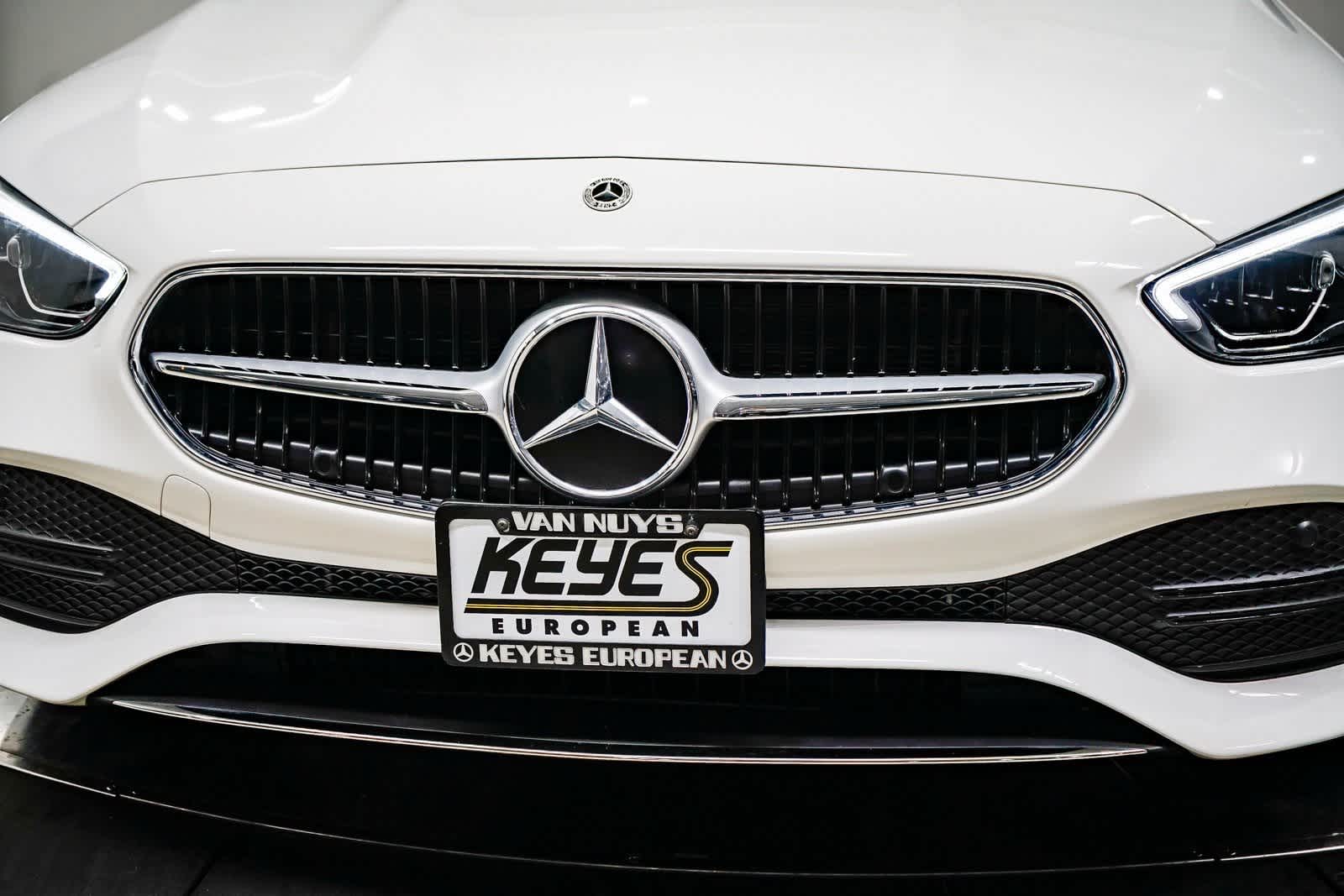 Thumbnail: 2025 Mercedes-Benz C-Class - 8