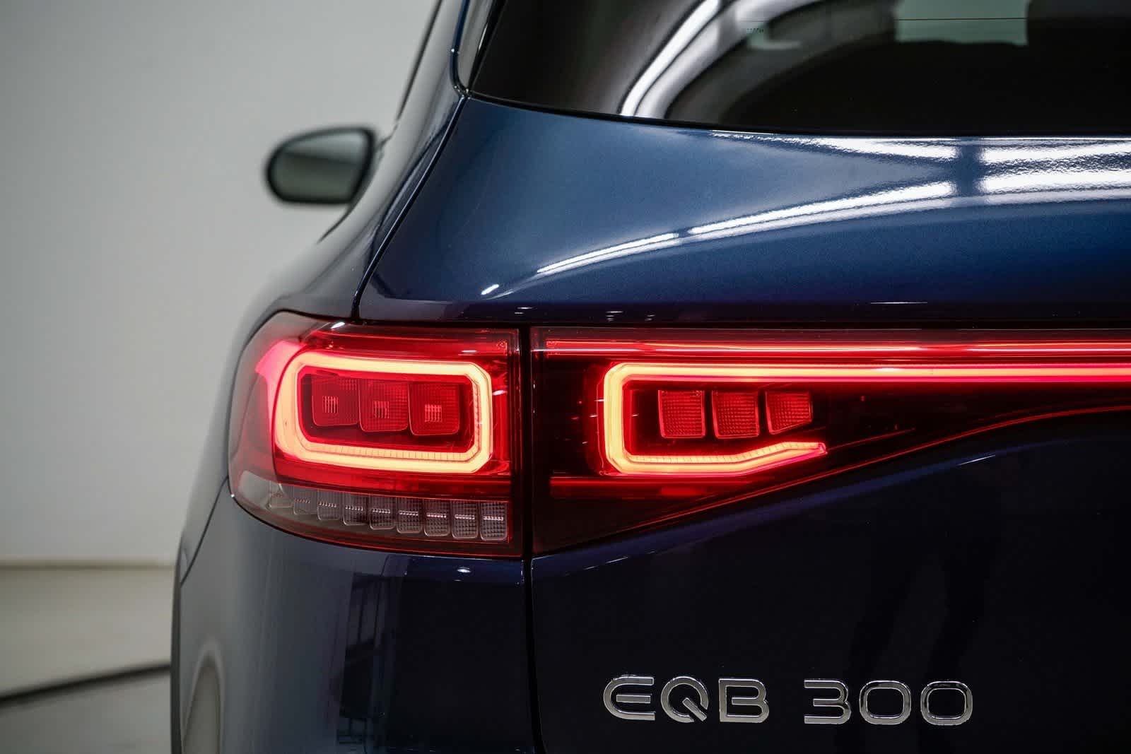 Thumbnail: 2023 Mercedes-Benz EQB - 9