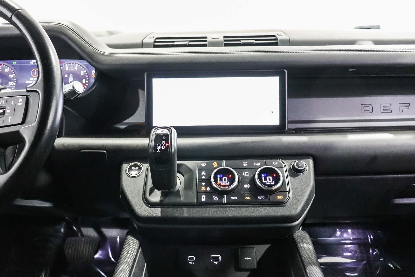 Thumbnail: 2021 Land Rover Defender - 13