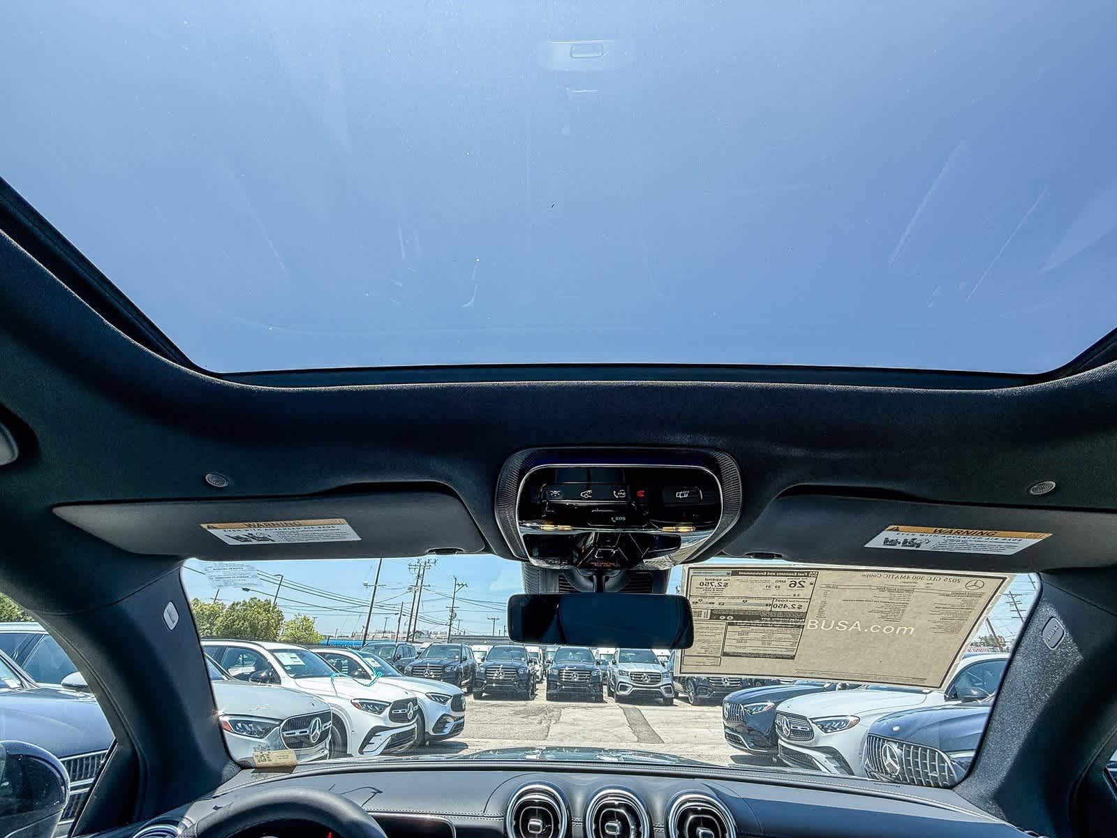 Thumbnail: 2025 Mercedes-Benz GLC - 14