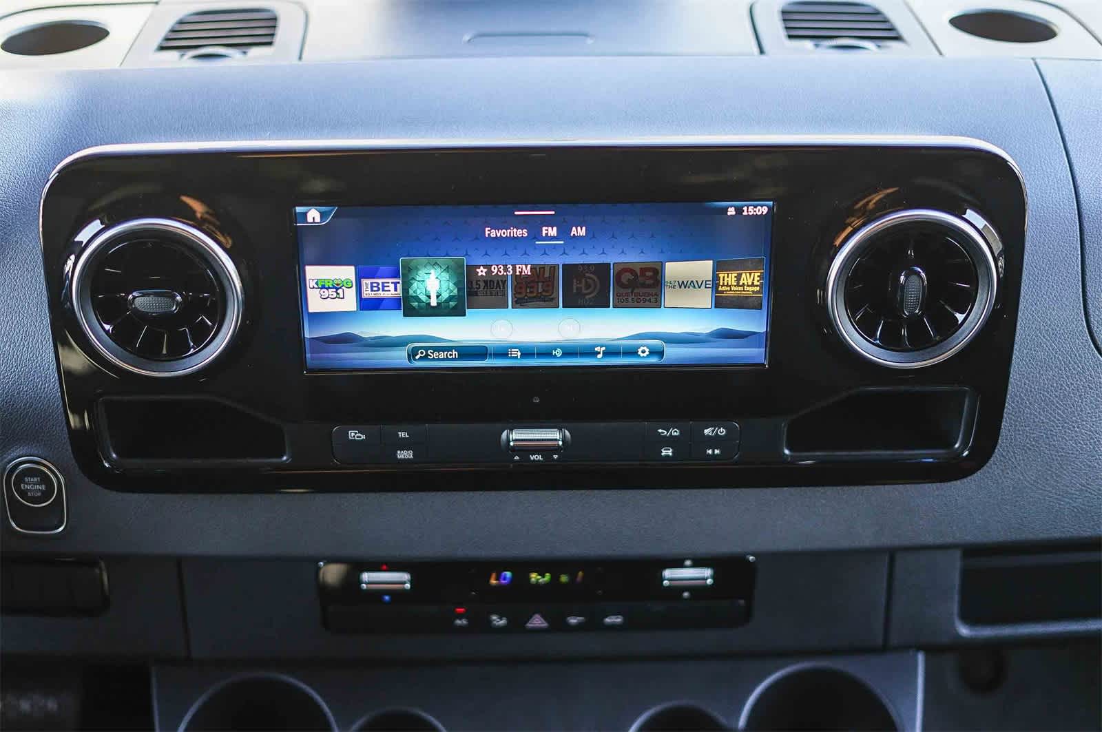 Thumbnail: 2026 Mercedes-Benz Sprinter - 15