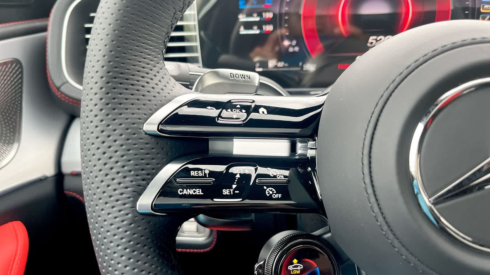Thumbnail: 2026 Mercedes-Benz GLE - 39