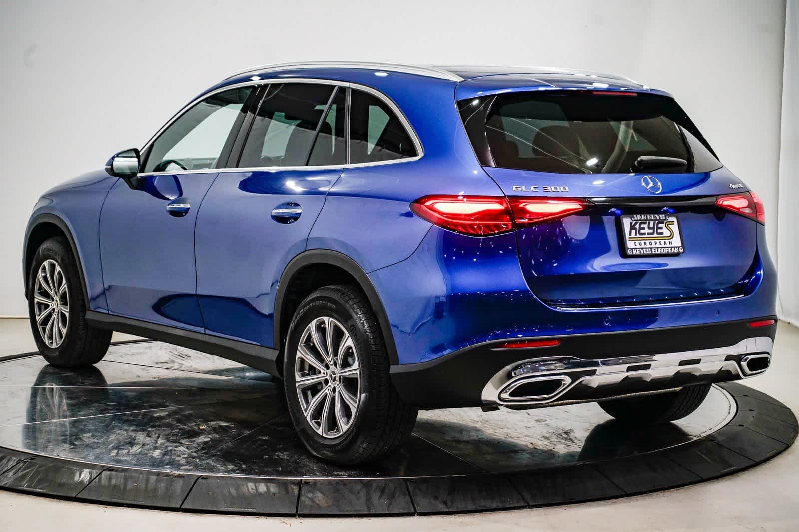 Thumbnail: 2025 Mercedes-Benz GLC - 2