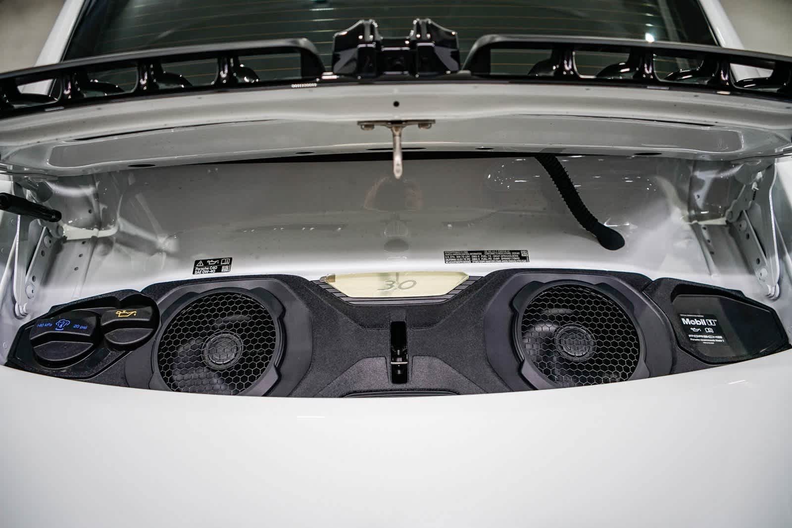 Thumbnail: 2025 Porsche 911 - 31