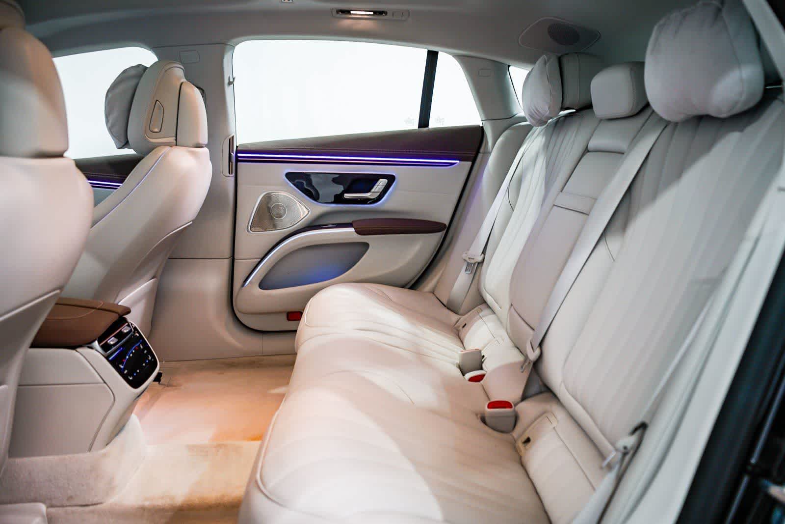 Thumbnail: 2023 Mercedes-Benz EQS - 18