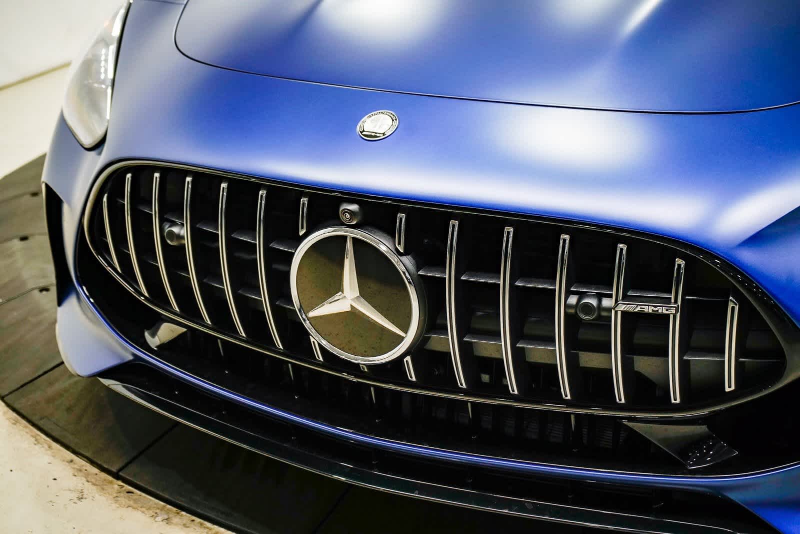 Thumbnail: 2025 Mercedes-Benz AMG GT - 8
