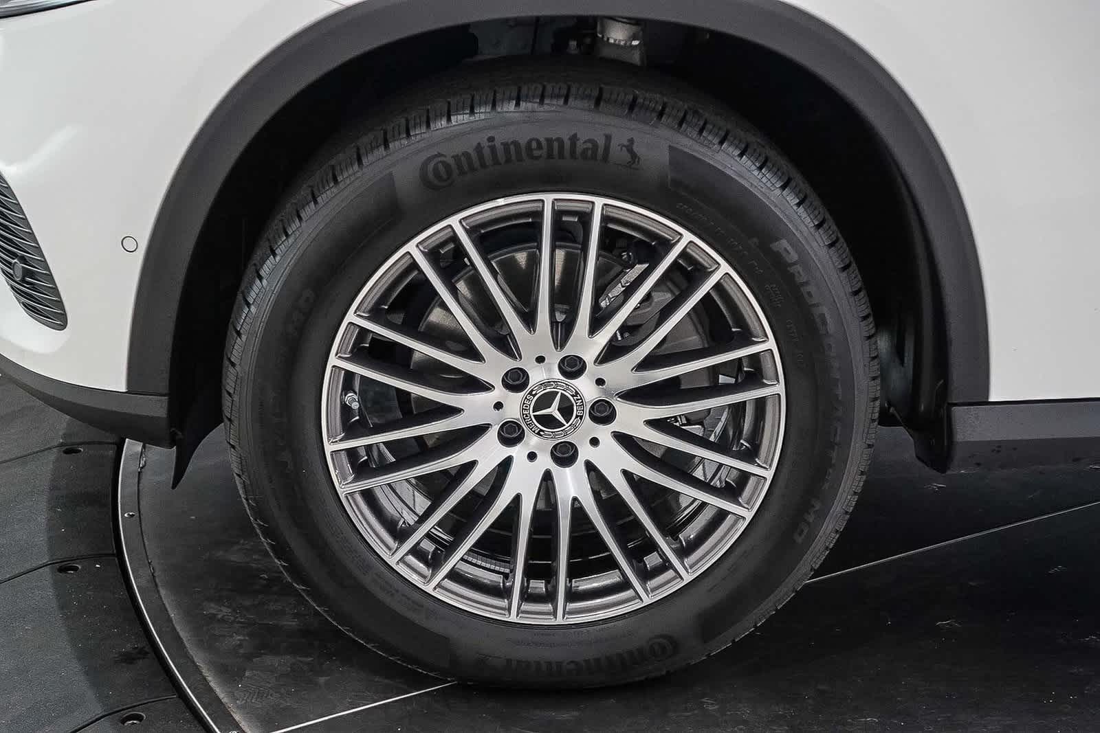 Thumbnail: 2025 Mercedes-Benz GLC - 10