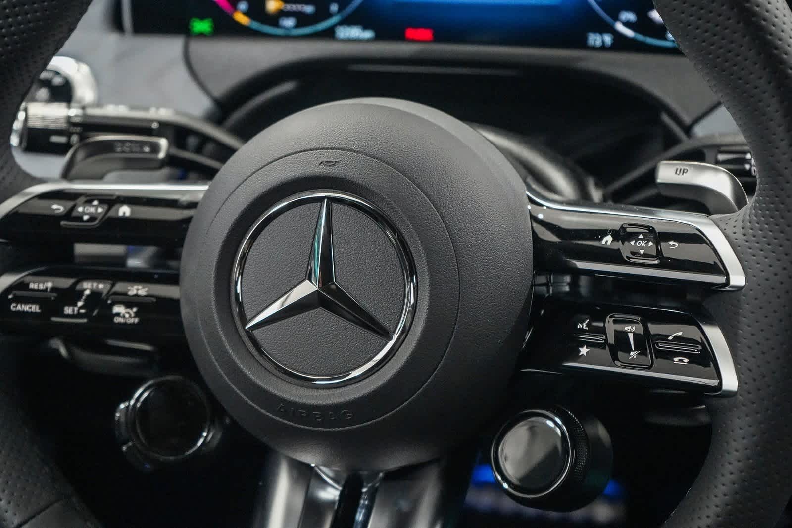 Thumbnail: 2025 Mercedes-Benz E-Class - 27