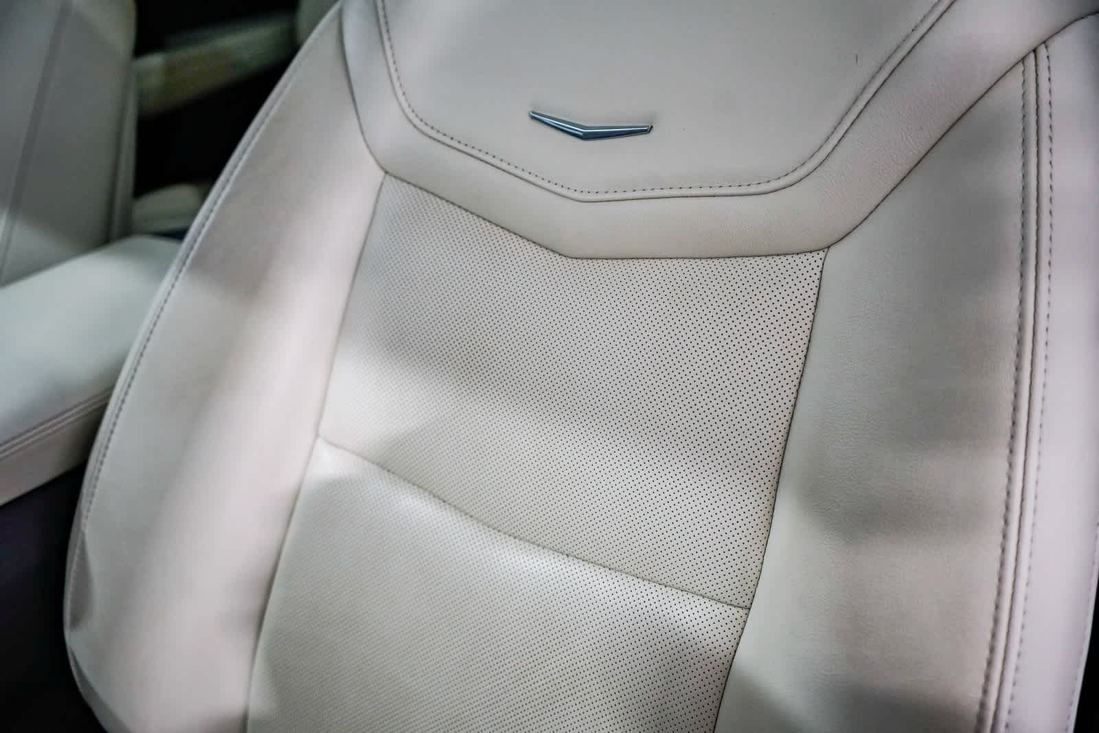 Thumbnail: 2021 Cadillac XT6 - 27