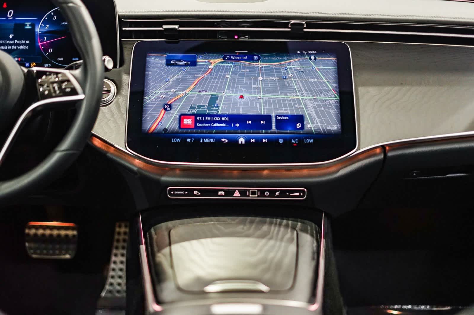 Thumbnail: 2025 Mercedes-Benz E-Class - 12