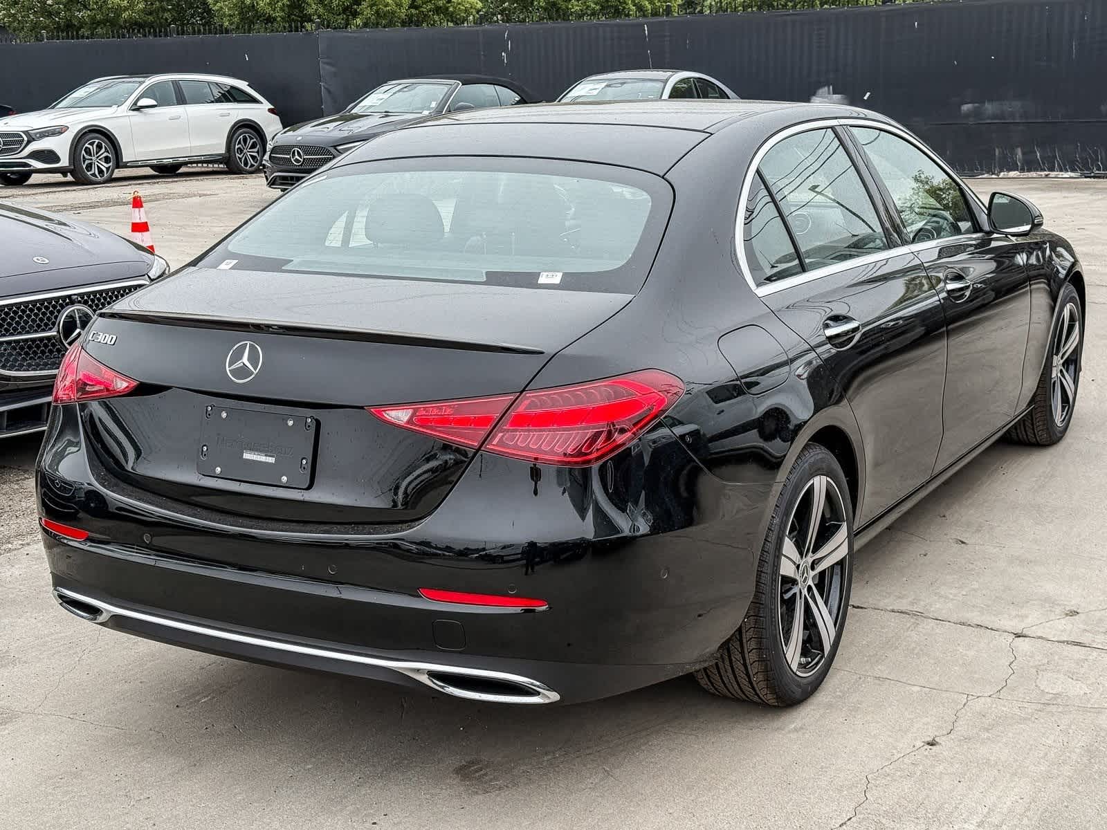 Thumbnail: 2025 Mercedes-Benz C-Class - 4