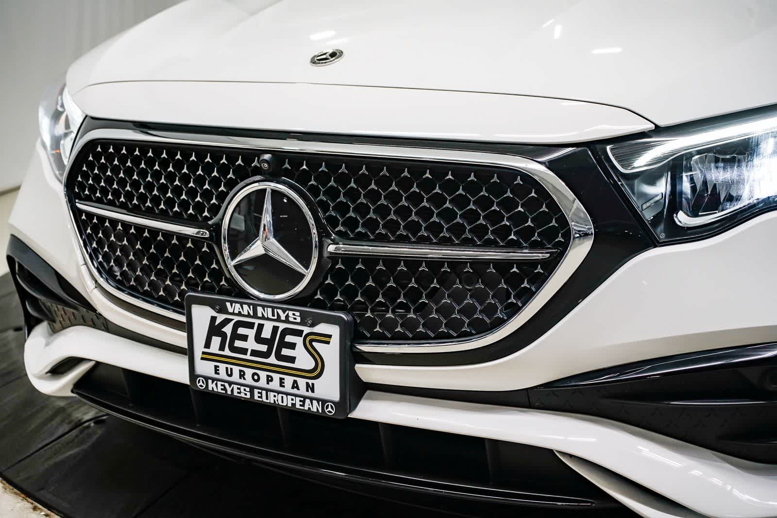 Thumbnail: 2026 Mercedes-Benz E-Class - 8