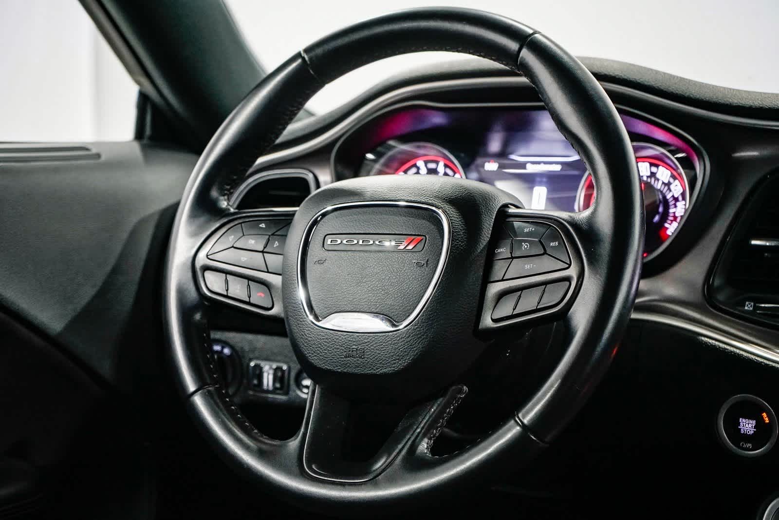2022 Dodge Challenger SXT 14