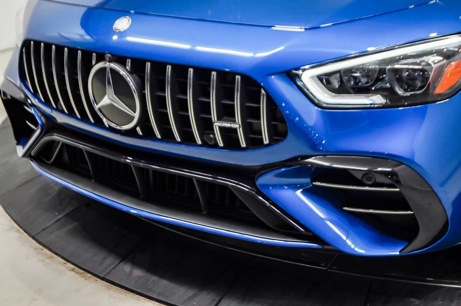 Thumbnail: 2024 Mercedes-Benz AMG GT - 8