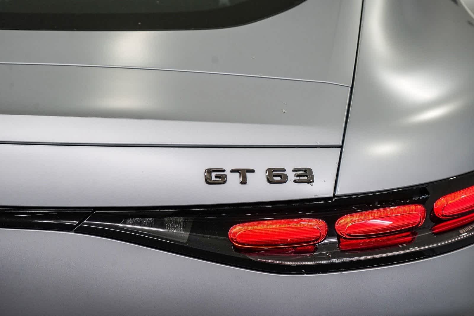 Thumbnail: 2025 Mercedes-Benz AMG GT - 15